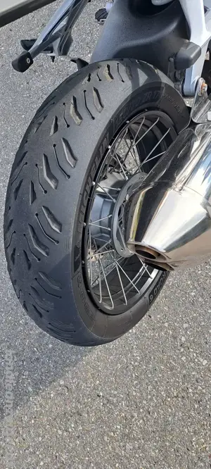 Honda vfr1200x Bild 10