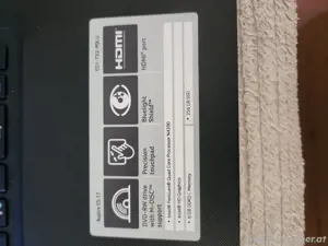 Laptop Acer 17 zoll es17