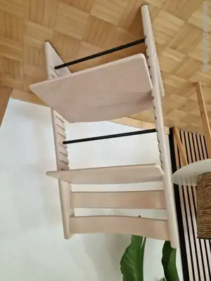 Tripp Trapp  2 Stk vorhanden