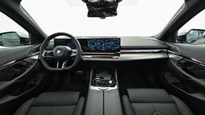 BMW 520d xDrive Touring G61 B47 M Sportpaket DAB Bild 9