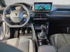 Peugeot 2008 Bild 8
