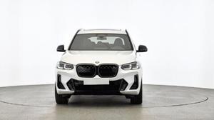 BMW iX3 Head-up Display // Anhängerkupplung elektrisch // DAB-Tuner Bild 3