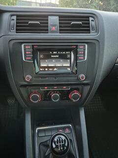 VW Jetta Bild 6