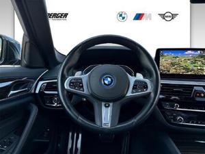 BMW 530e xDrive M Sportpaket // Anhängerkupplung //  Sitzheizung vorne  hinten Bild 8