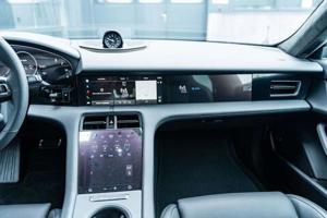 Porsche Taycan Bild 13