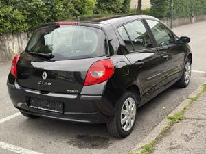 Renault Clio Bild 4