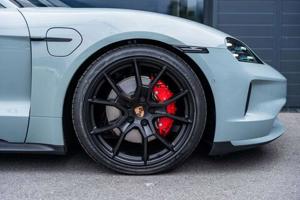 Porsche Taycan Bild 16