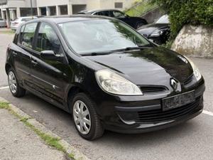 Renault Clio Bild 3