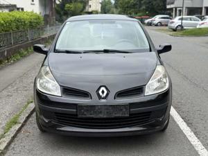 Renault Clio Bild 2