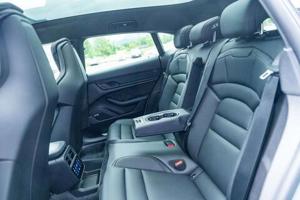 Porsche Taycan Bild 15