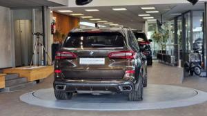 BMW X5 Bild 8