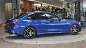 BMW 320 Bild 14