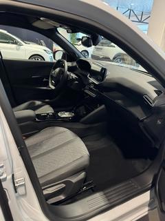Peugeot 2008 Bild 5