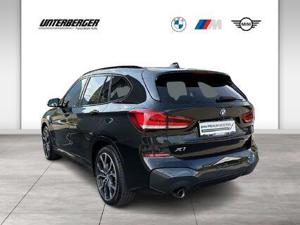 BMW X1 xDrive25e M Sportpaket // Head-Up Display // Sitzverstellung elektrisch mit Memory Bild 2