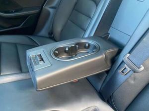 Porsche Taycan Bild 19
