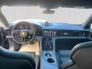 Porsche Taycan Bild 10