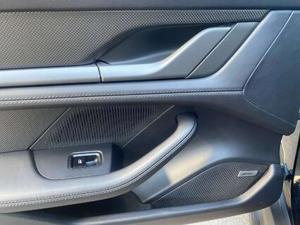 Porsche Taycan Bild 17