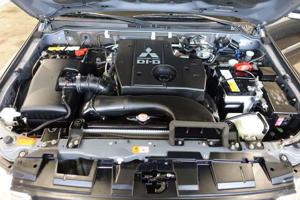 Mitsubishi Pajero 2011 Bild 13