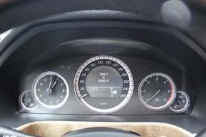 Mercedes-Benz E-Klasse Bild 10