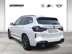 BMW X3 xDrive30e M Sportpaket // Anhängerkupplung elektrisch // Head-up Display Bild 2