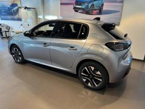 Peugeot 208 Bild 2