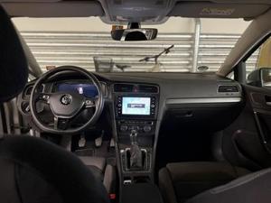 VW Golf Bild 12