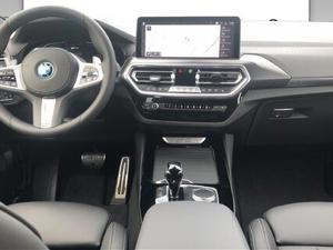 BMW X3 xDrive30e M Sportpaket // Anhängerkupplung elektrisch // Head-up Display Bild 6