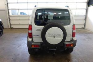 Suzuki Jimny Bild 16