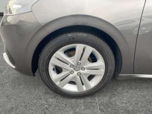 Peugeot 208 Bild 9