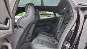 Porsche Taycan Bild 16