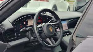 Porsche Taycan Bild 10