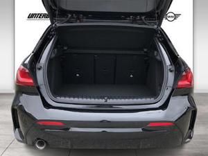 BMW 116d 5 - Türer Vorführwagen // M Sportpaket // Anhängerkupplung Bild 11