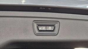 BMW 330 Bild 16