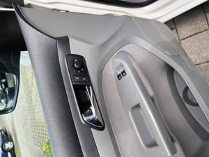 VW Caddy Bild 10