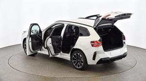 BMW X3 20d xDrive M Sportpaket // Anhängerkung elektrisch // M Sportfahrwerk Bild 8