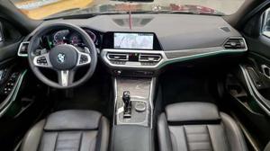 BMW 330 Bild 17