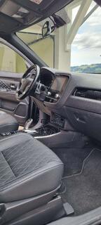 Mitsubishi Outlander Bild 14