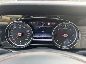 Mercedes-Benz E-Klasse Bild 18