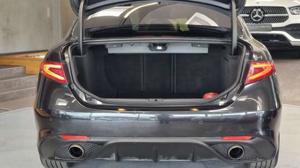 Alfa Romeo Giulia Bild 12