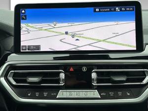 BMW iX3 SUV // Anhängerkupplung // Driving Assistant Professional Bild 7