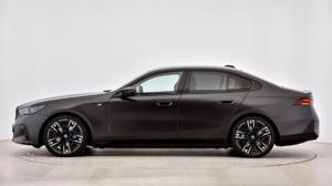 BMW i5 M60 xDrive Limousine Vorführfahrzeug // M Sportpaket // Sitzheizung vorne und hinten Bild 5