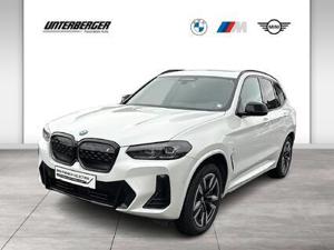 BMW iX3 SUV // Anhängerkupplung // Driving Assistant Professional