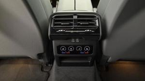 BMW i5 M60 xDrive Limousine Vorführfahrzeug // M Sportpaket // Sitzheizung vorne und hinten Bild 13