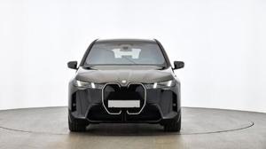 BMW iX xDrive45 M Sportpaket // Anhängerkupplung // Harman Kardon Soundsystem Bild 3