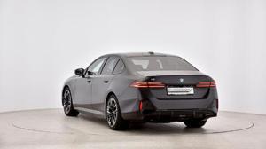 BMW i5 M60 xDrive Limousine Vorführfahrzeug // M Sportpaket // Sitzheizung vorne und hinten Bild 2