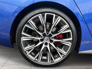 BMW M440i xDrive Gran Coupe // M Sportpaket // Glasdach // Standheizung // DAB-Tuner Bild 12