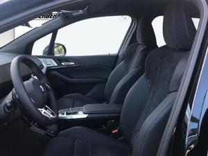 BMW 218d Active Tourer Vorführwagen // M Sportpaket // Anhängerkupplung Bild 8