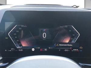 BMW 218d Active Tourer Vorführwagen // M Sportpaket // Anhängerkupplung Bild 9