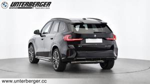BMW X1 xDrive30e U11 // M Sportpaket // Isofix Beifahrersitz // Anhängerkupplung Bild 2