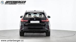 BMW iX1 xDrive30 M Sportpaket // DAB Tuner // Anhängerkupplung Bild 4